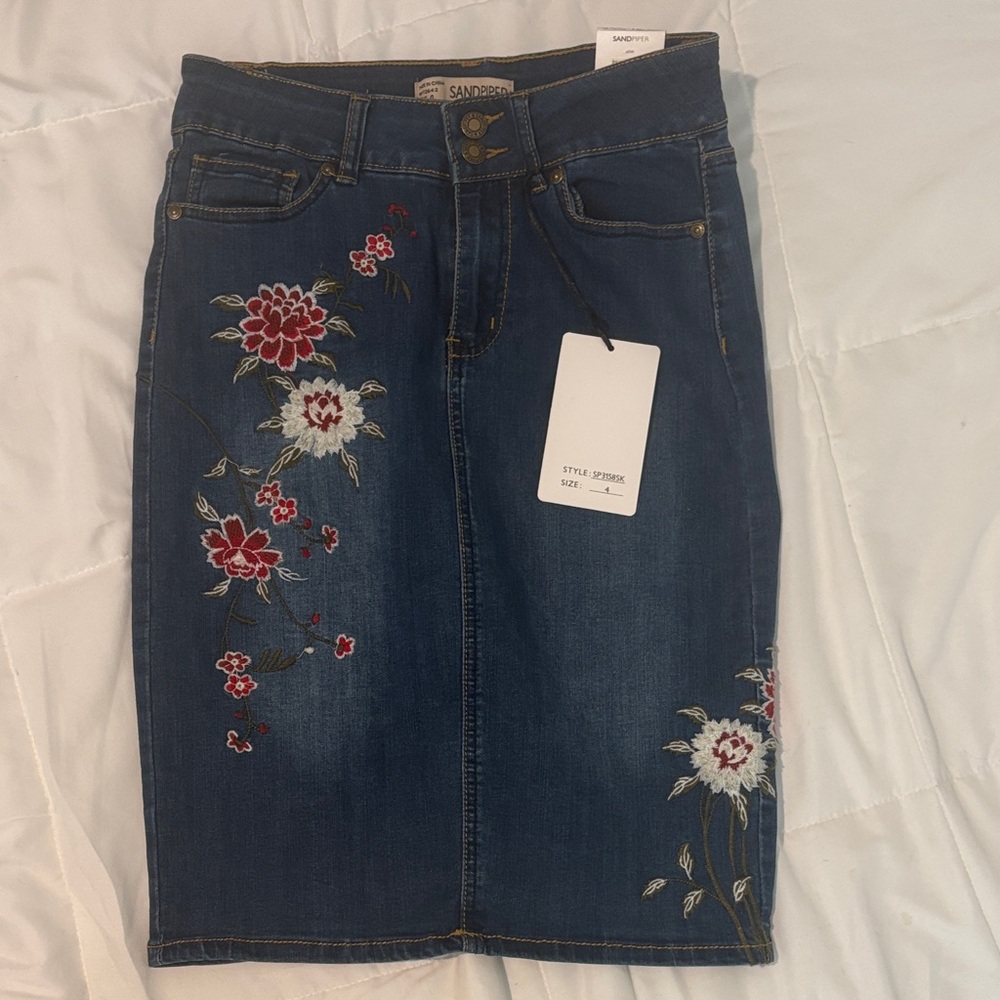 Floral Embroidered Denim Pencil Skirt